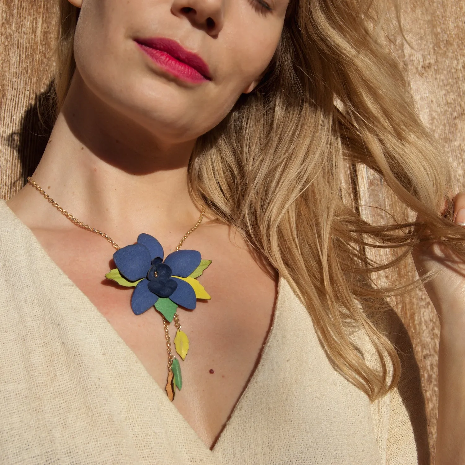 ORCHID LARIAT . necklace