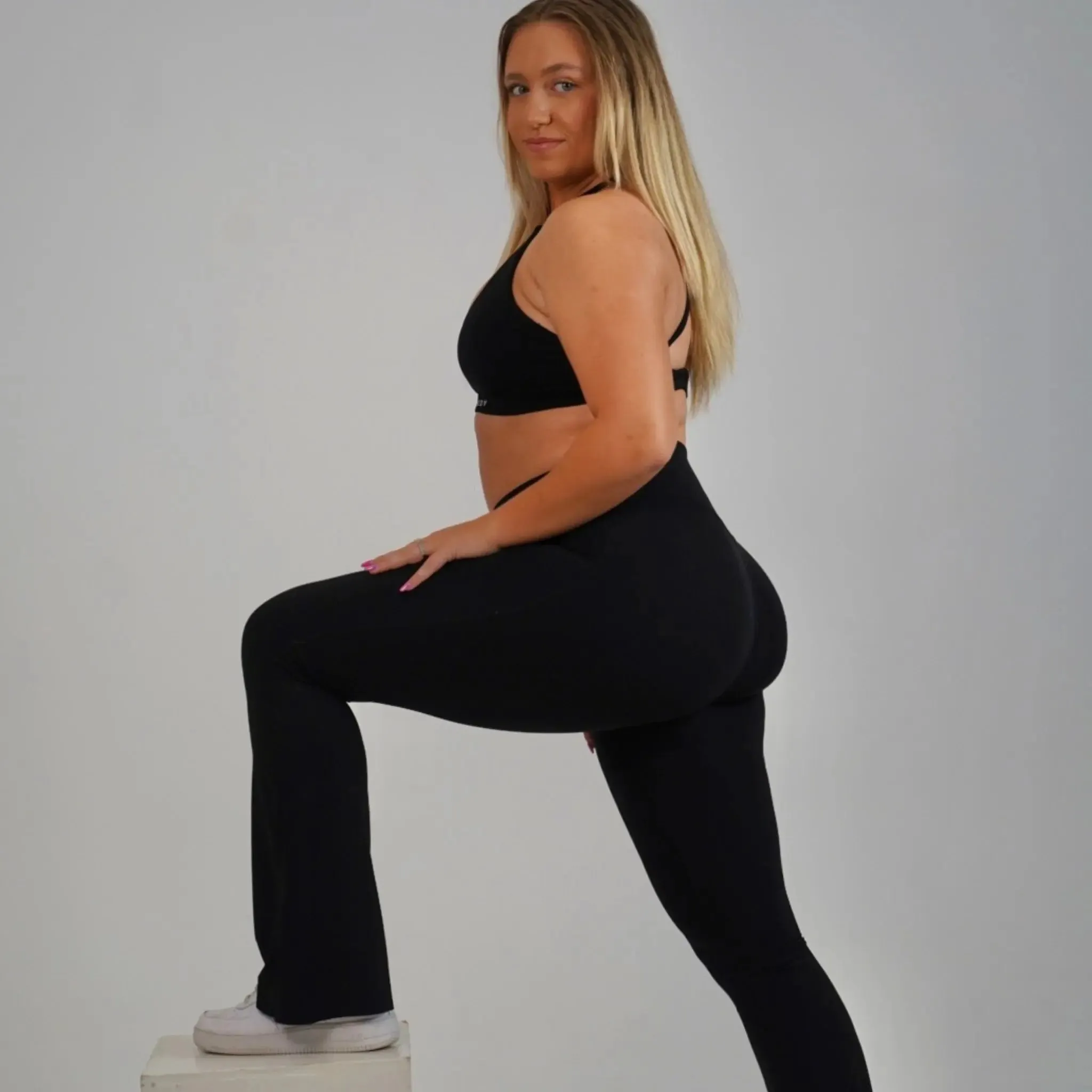 PULSE FLARED LEGGINGS