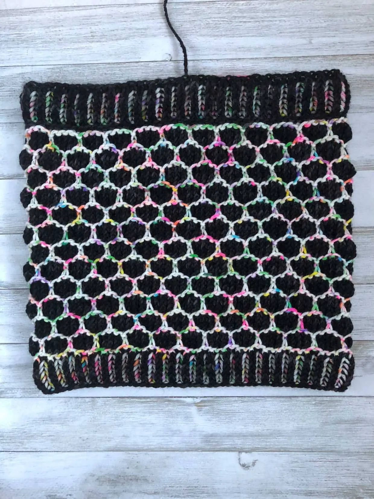 The Solidarity Cowl knitting PATTERN