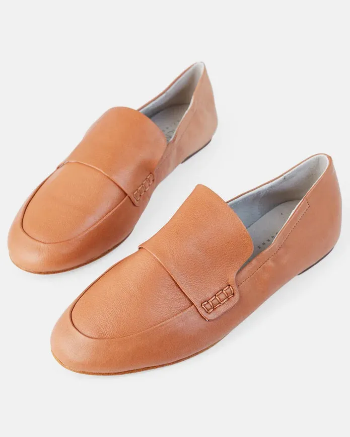 Walnut Dutch Leather Loafer